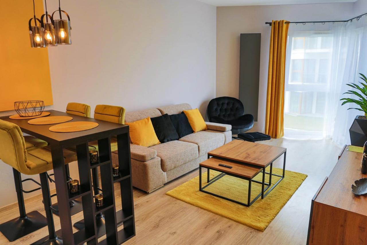 Apartament Elegance Yellow W Let'S Sea Basen&Spa Gąski Exterior foto